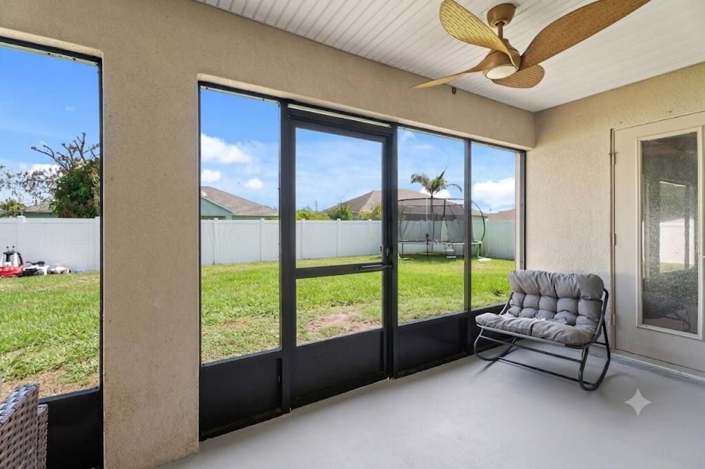5846 NW Dooley Circle, Port Saint Lucie, FL 34986 Photo