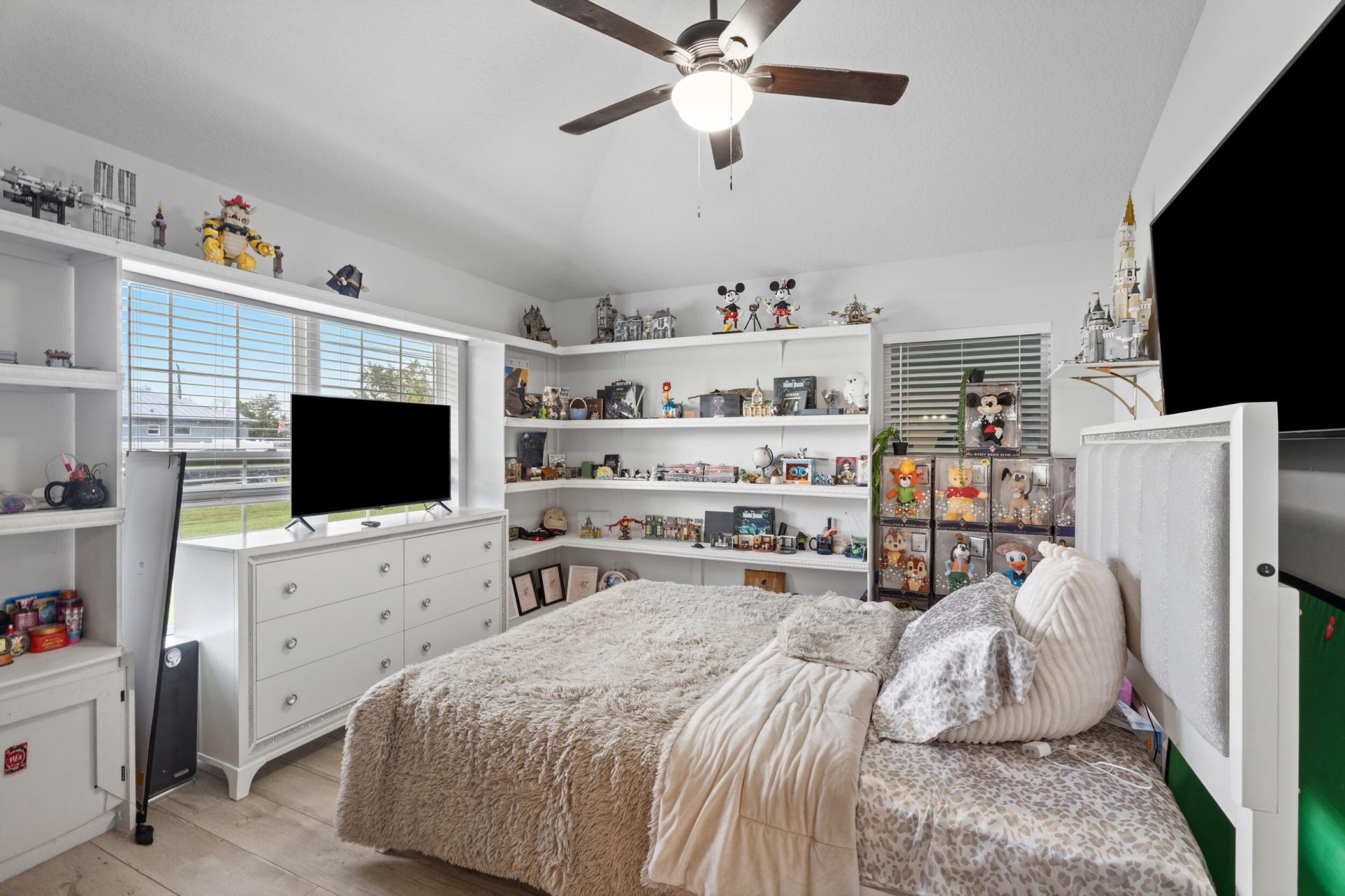 5846 NW Dooley Circle, Port Saint Lucie, FL 34986 Photo
