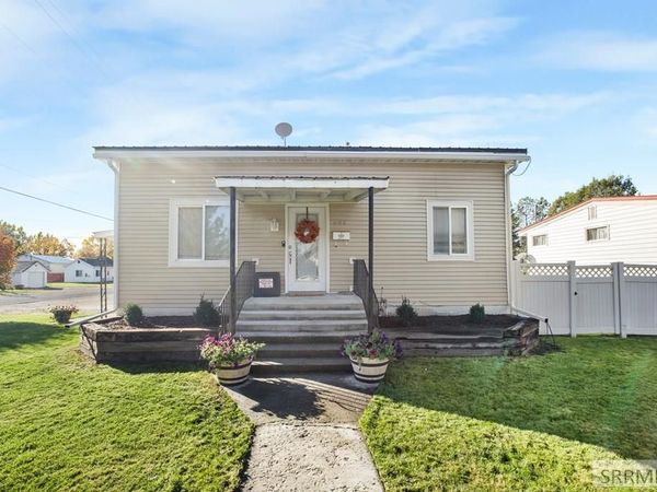 406 N 2nd W, ST ANTHONY, ID 83445