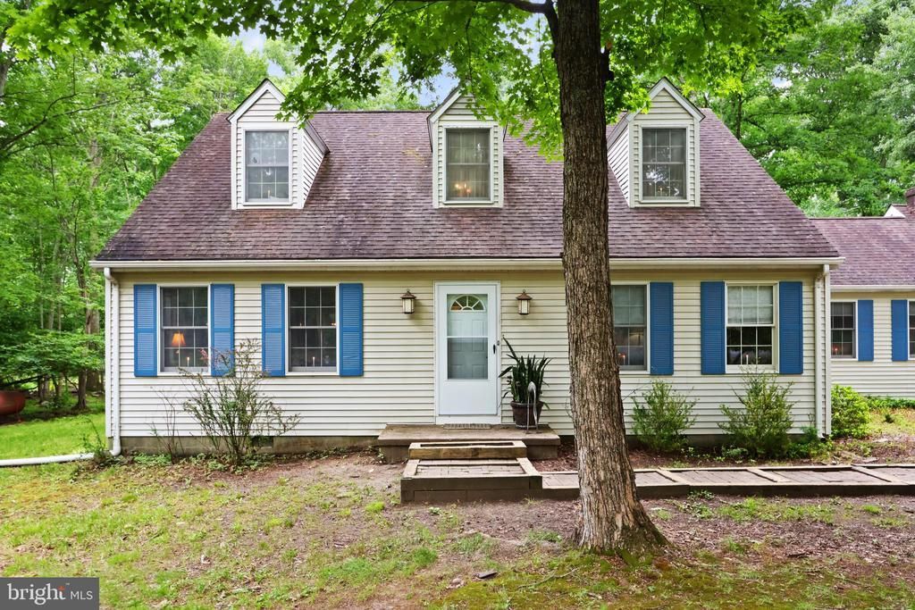 209 REMINGTON ROAD, EAST STROUDSBURG, PA 18301