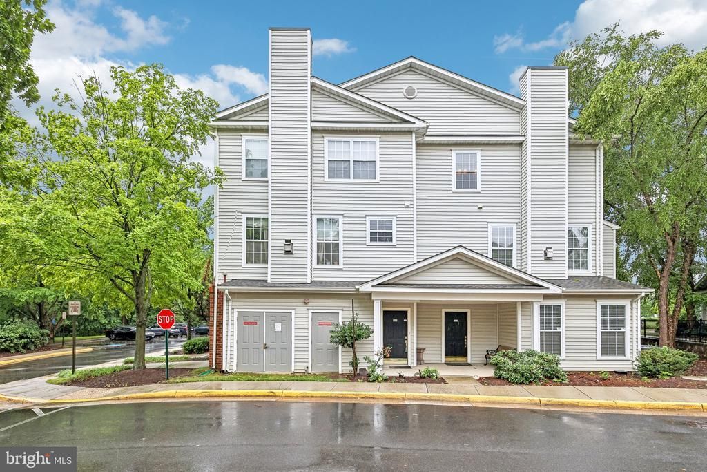 13004 Cabin Creek Road, Unit 13004, Herndon, VA 20171 Main Photo
