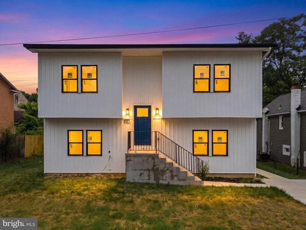 6105 A KOLB STREET, FAIRMOUNT HEIGHTS, MD 20743