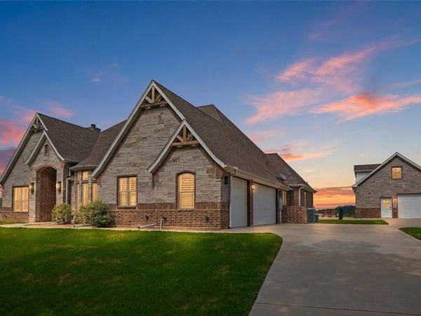 318 Arapahoe Ridge, Weatherford, TX 76087