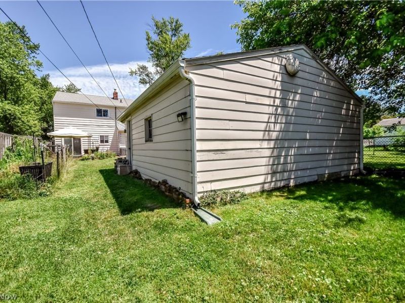 682 Iroquois Trail, Willoughby, OH 44094 Photo 29