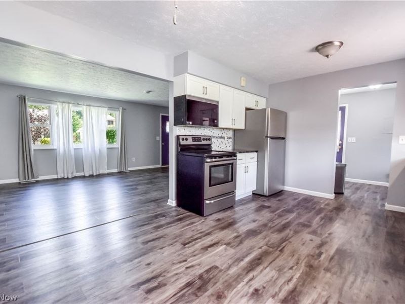 682 Iroquois Trail, Willoughby, OH 44094 Photo 8