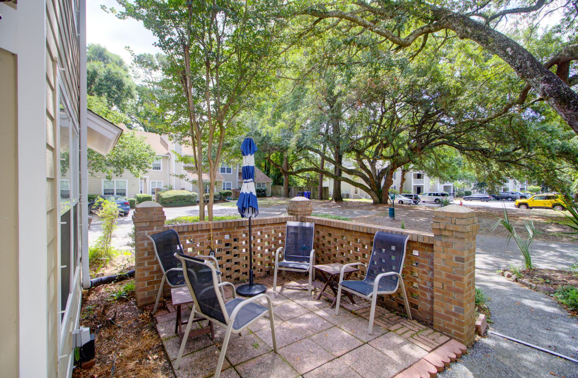 1046 Planters Place Photo 19