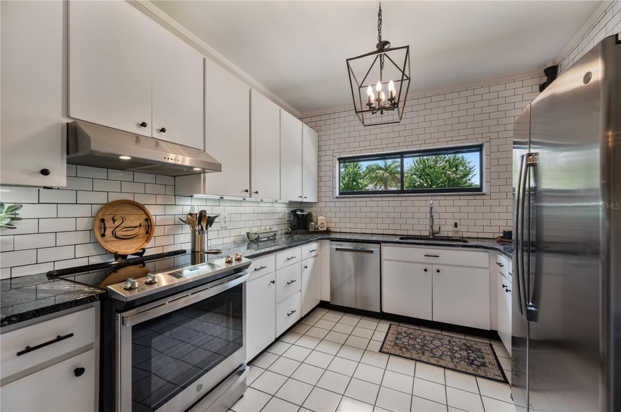 1102 Melton Avenue , Lakeland, FL 33803 Photo