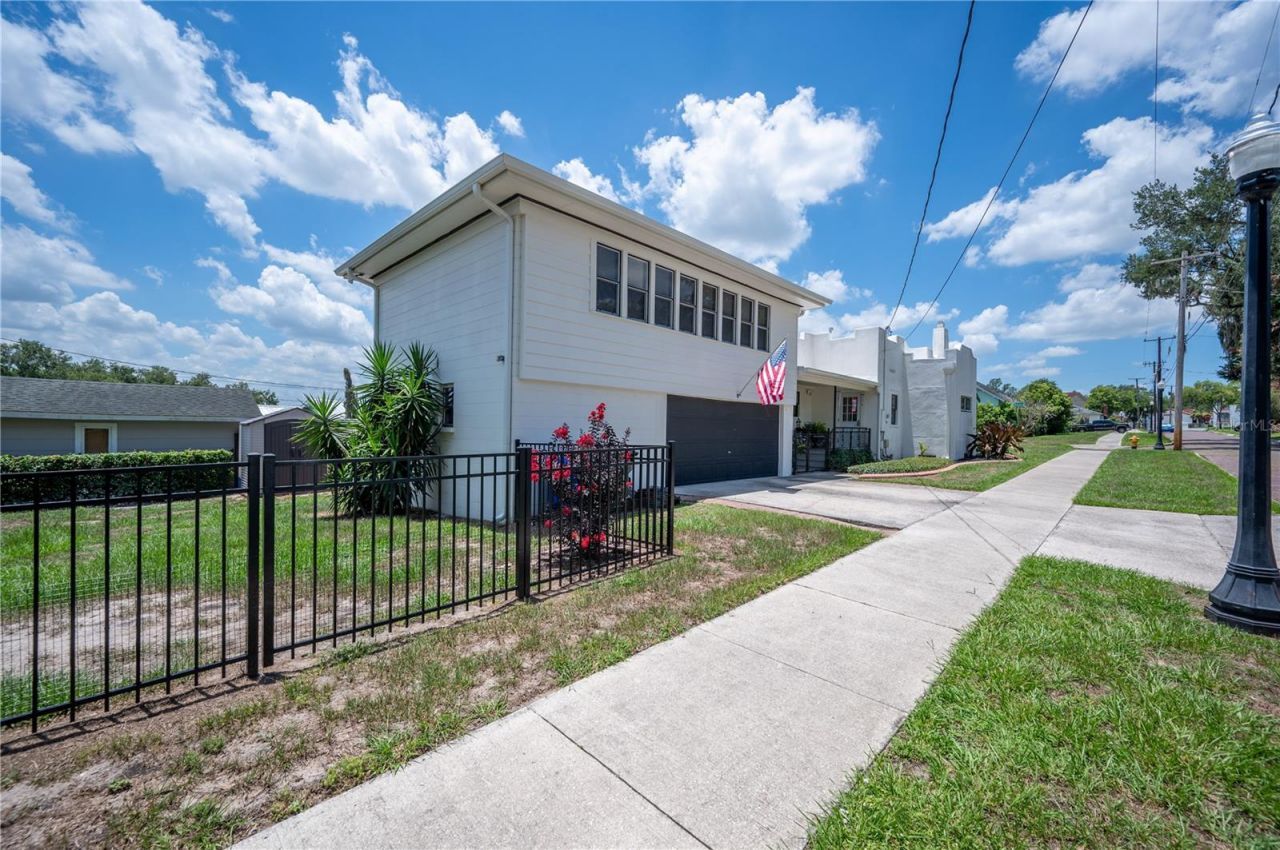 1102 Melton Avenue , Lakeland, FL 33803 Photo