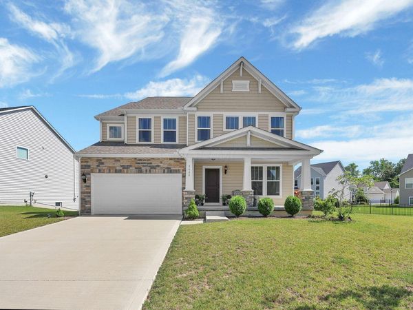 5620 Carlisle Drive, Grove City, OH 43123
