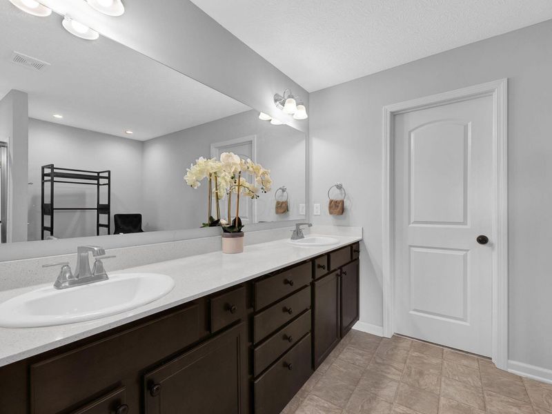 5620 Carlisle Drive, Grove City, OH 43123 Photo 31