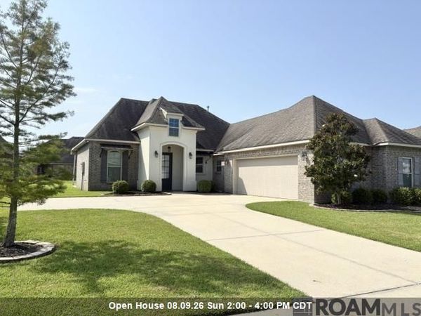 6409 Union Dr, Addis, LA 70710
