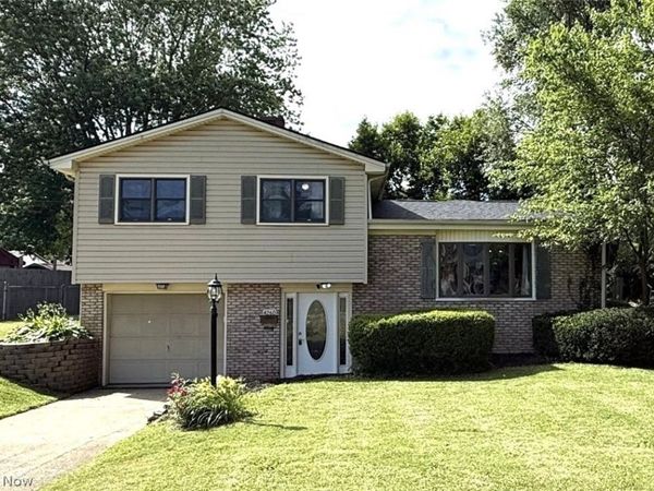 4260 Wedgewood Drive, Austintown, OH 44511