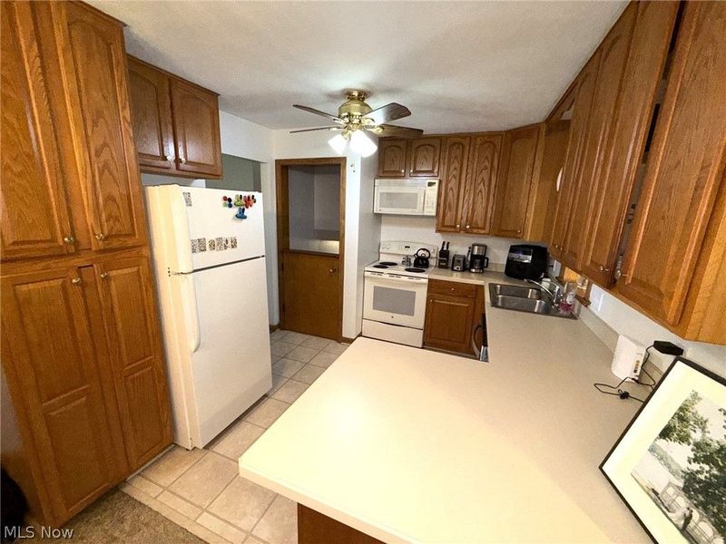 4260 Wedgewood Drive, Austintown, OH 44511 Photo 9