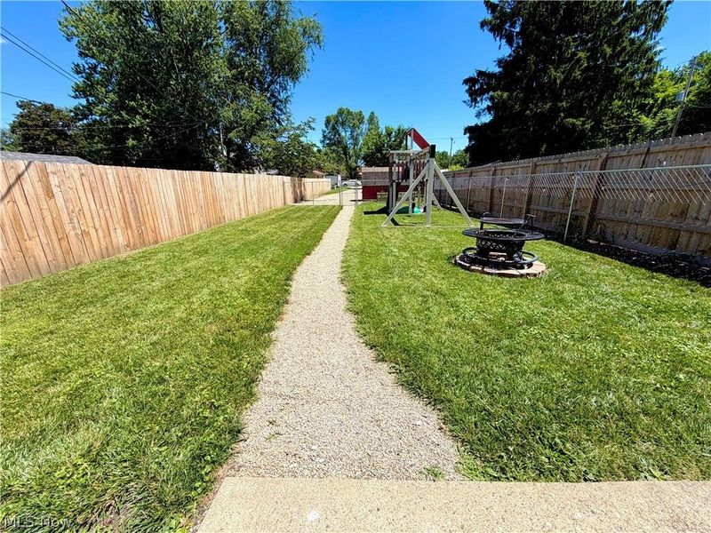 151 Beaver Avenue NE, New Philadelphia, OH 44663 Photo 4