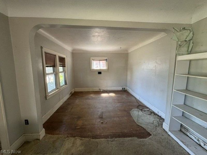 19205 Arrowhead Avenue, Cleveland, OH 44119 Photo 7