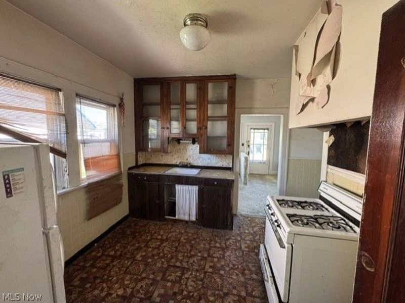 19205 Arrowhead Avenue, Cleveland, OH 44119 Photo 9