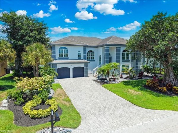 710 Birdie View PT , SANIBEL, FL 33957