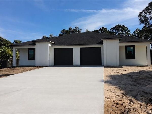 824 Abrams BLVD , LEHIGH ACRES, FL 33971