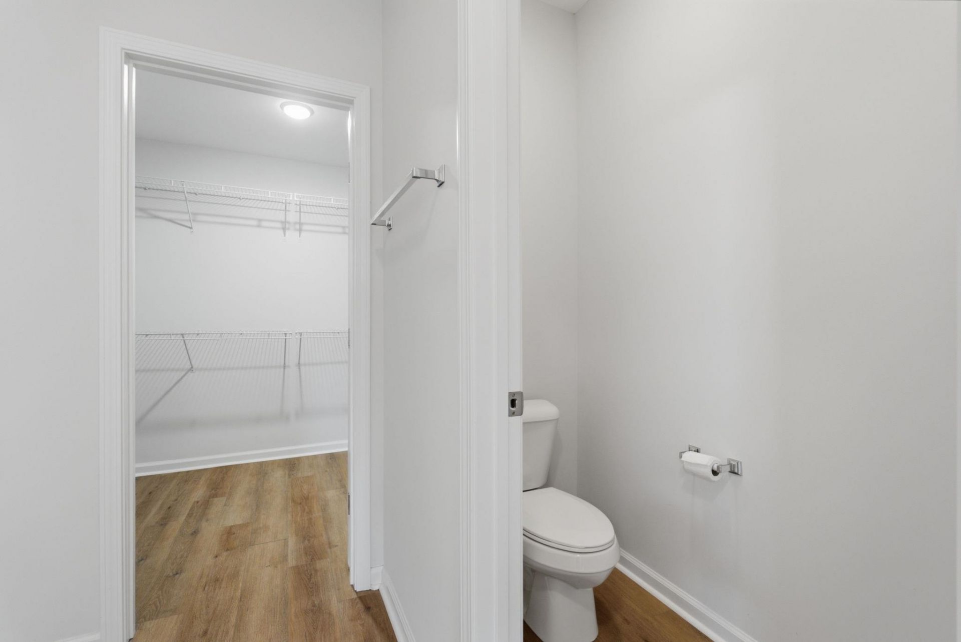 2709 Seaport Circle Photo 28