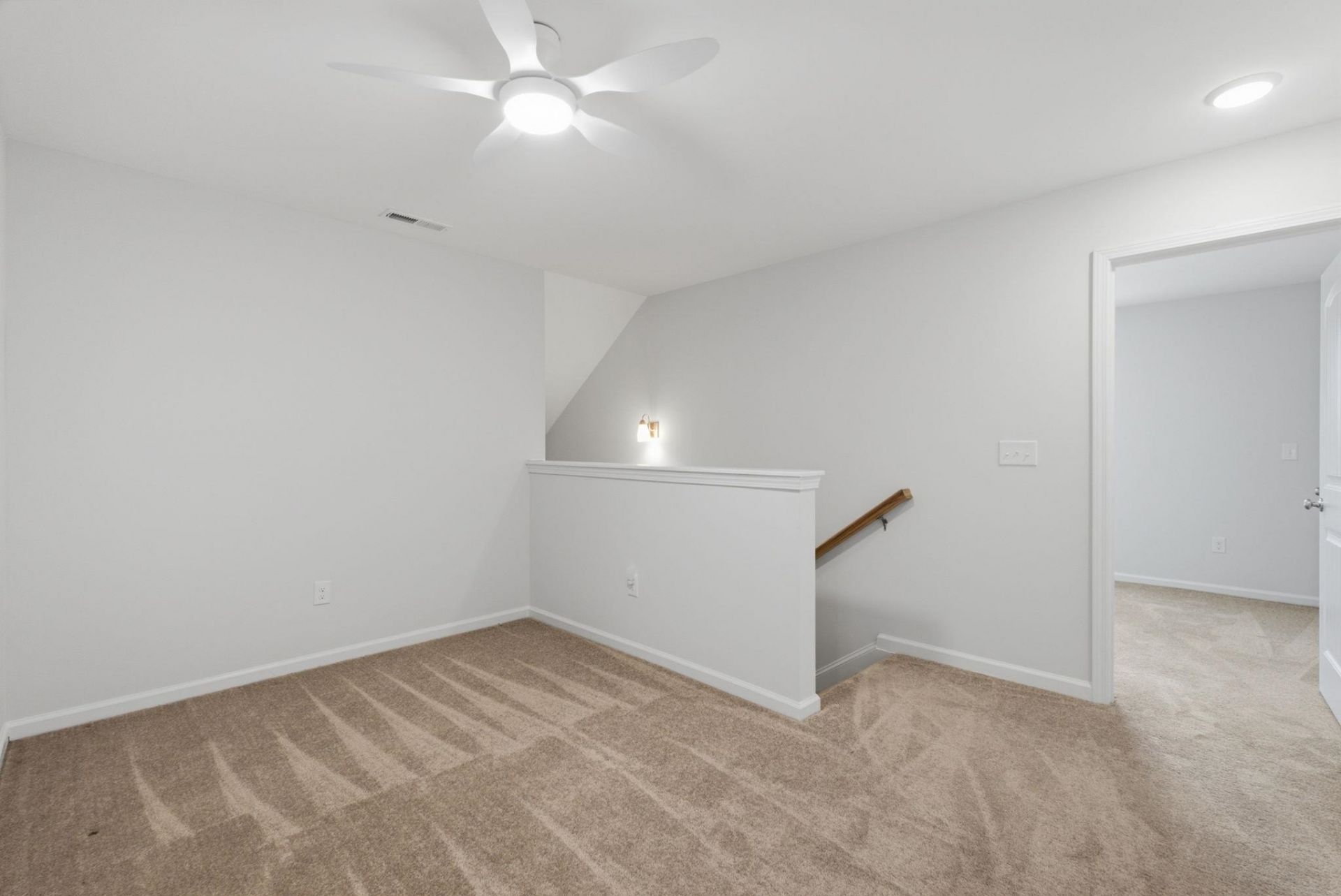 2709 Seaport Circle Photo 36