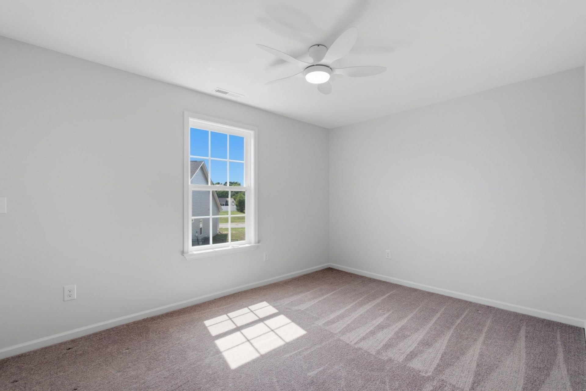 2709 Seaport Circle Photo 40