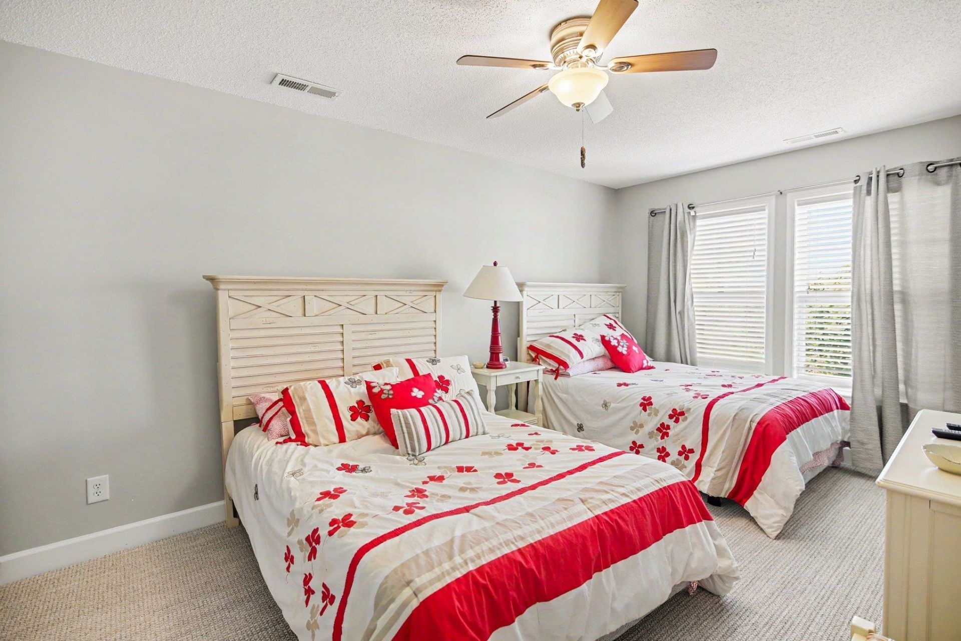 6095 Catalina Dr.  Photo 19