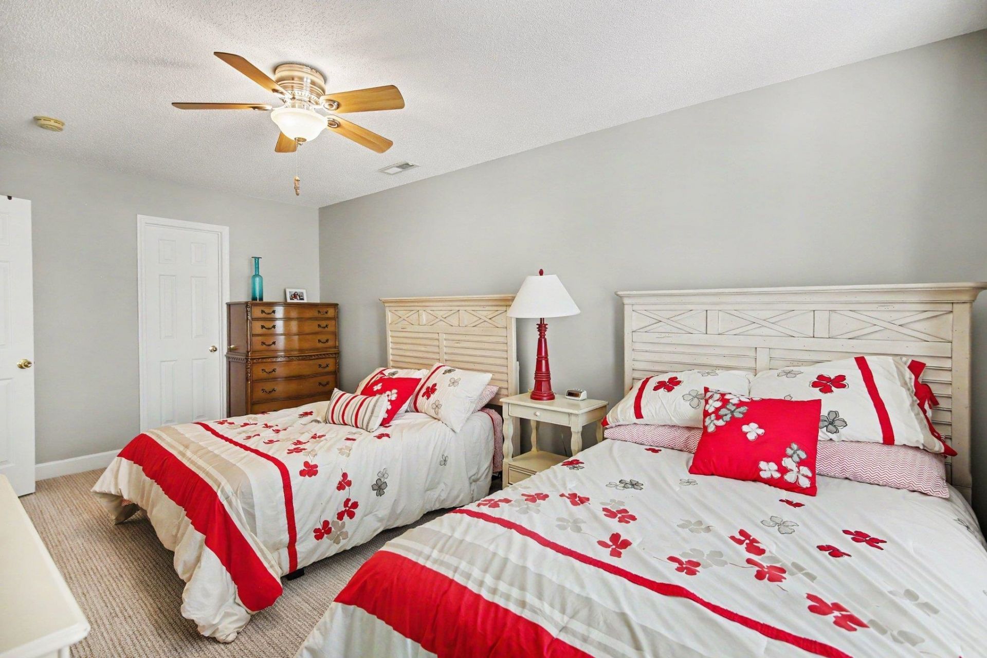 6095 Catalina Dr.  Photo 20