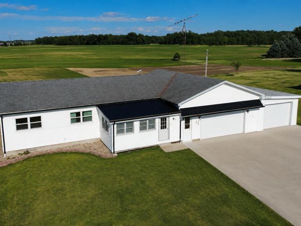 2758 Section Line Road 30 South, Willard, OH 44890