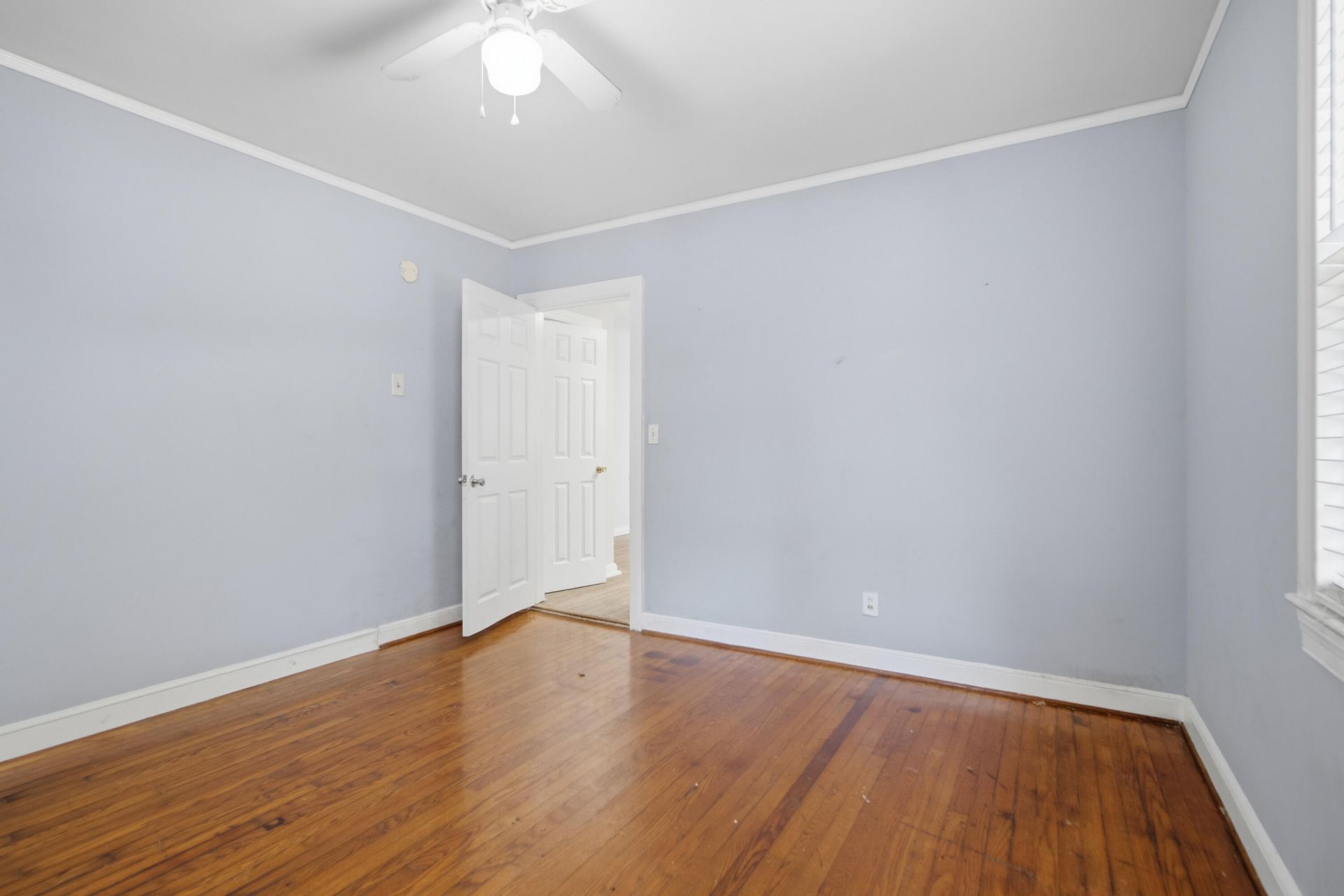 521 Saint Andrews Boulevard Photo 11