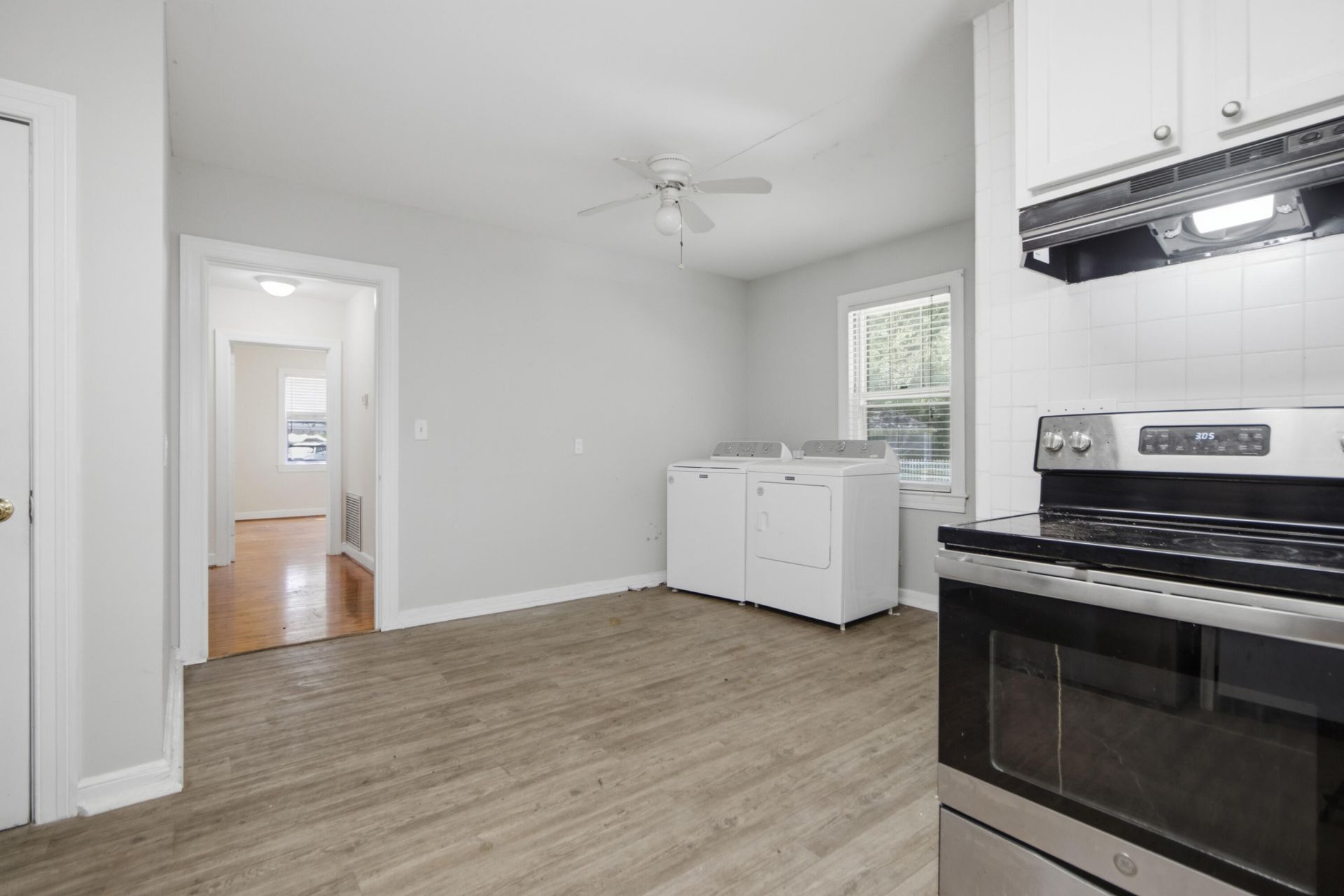 521 Saint Andrews Boulevard Photo 16