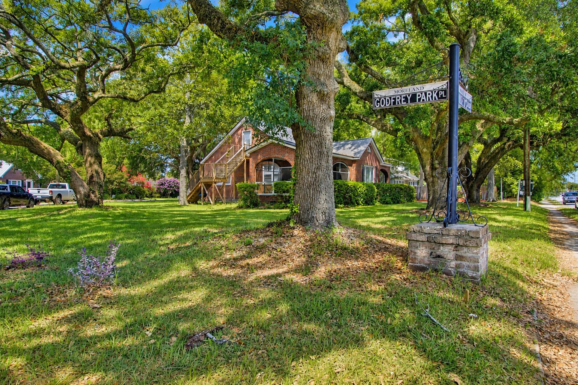 521 Saint Andrews Boulevard Photo 46