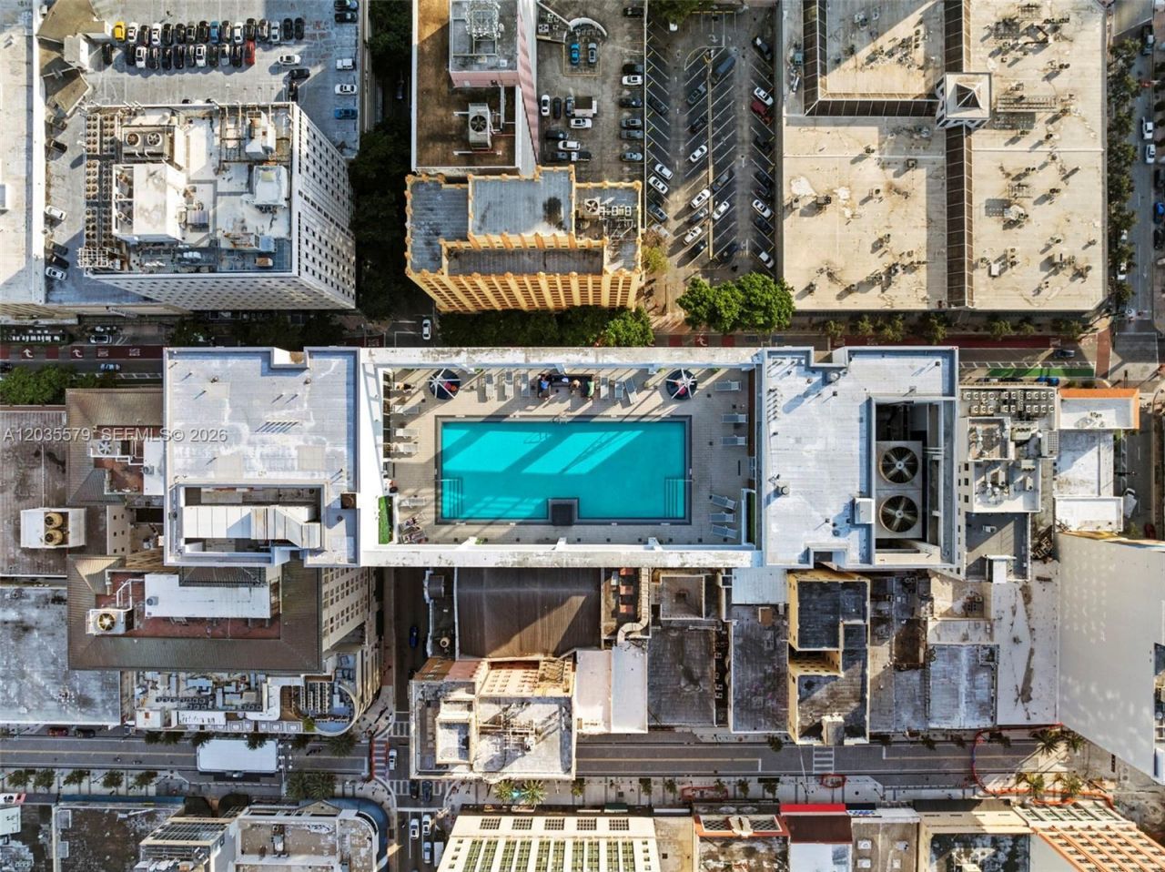 151 SE 1st St, Unit 408, Miami, FL 33131 Photo