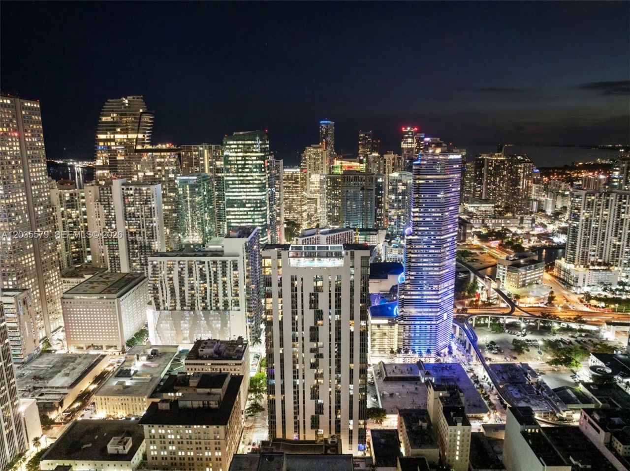 151 SE 1st St, Unit 408, Miami, FL 33131 Photo