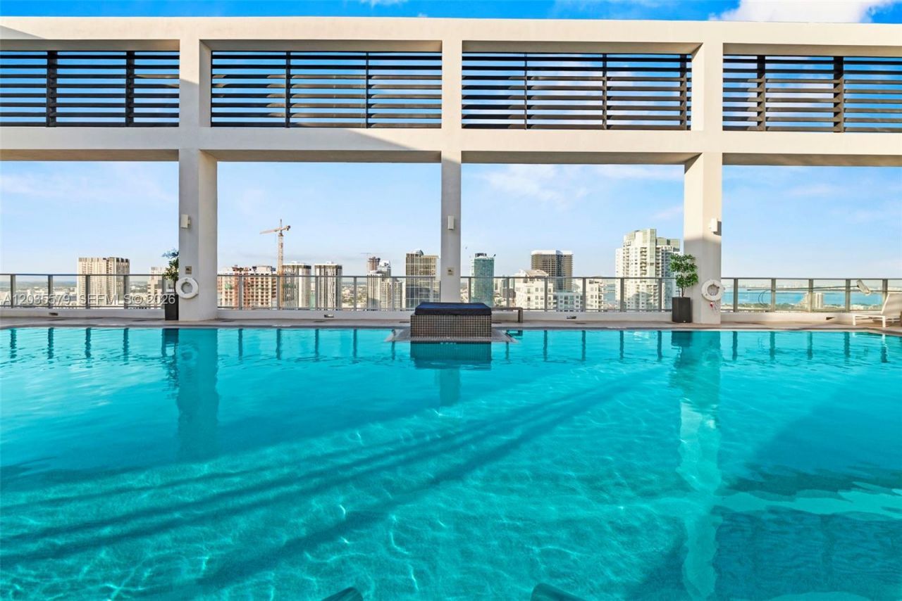 151 SE 1st St, Unit 408, Miami, FL 33131 Photo