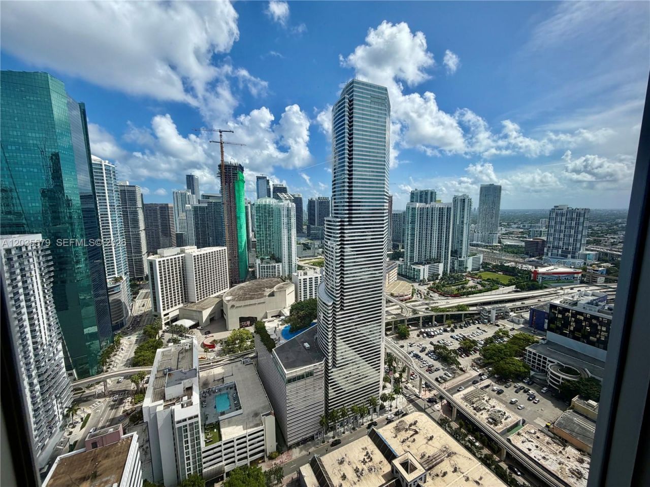 151 SE 1st St, Unit 408, Miami, FL 33131 Photo