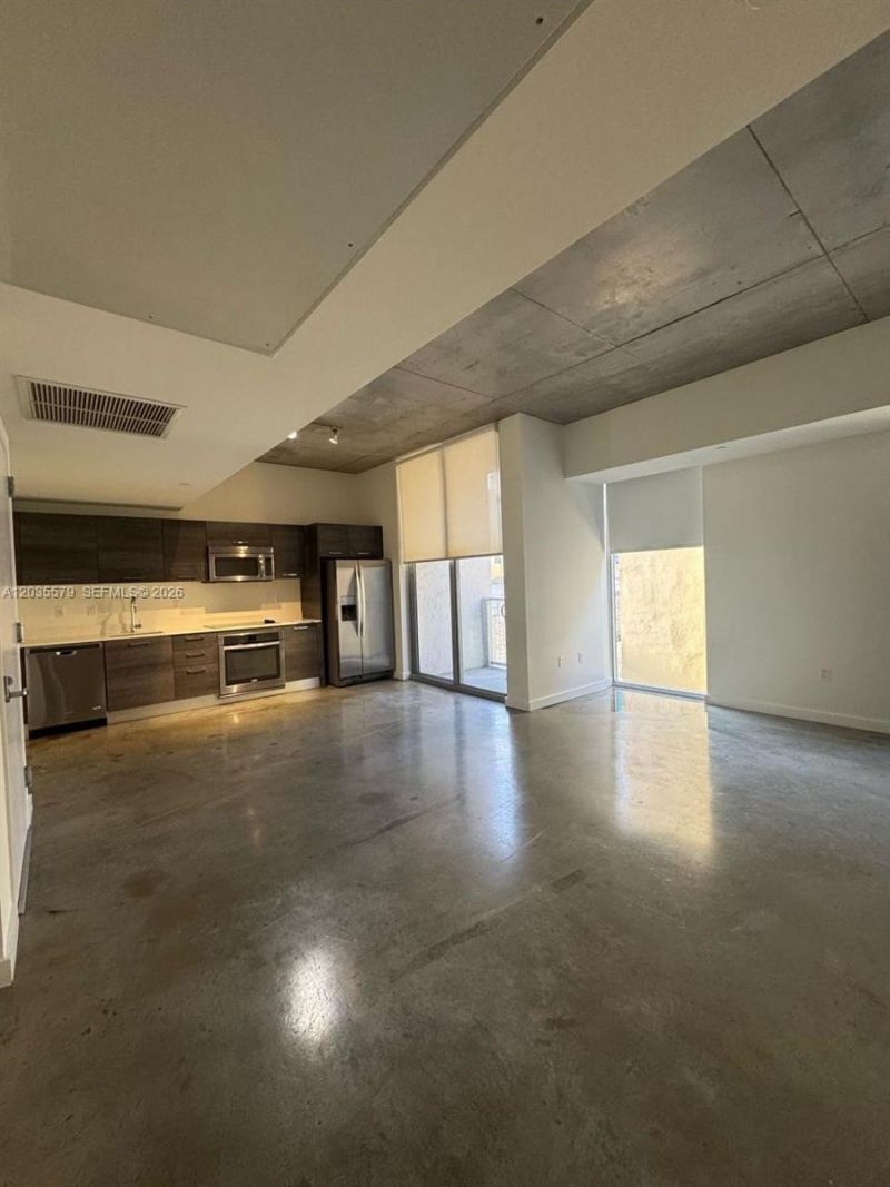 151 SE 1st St, Unit 408, Miami, FL 33131 Photo