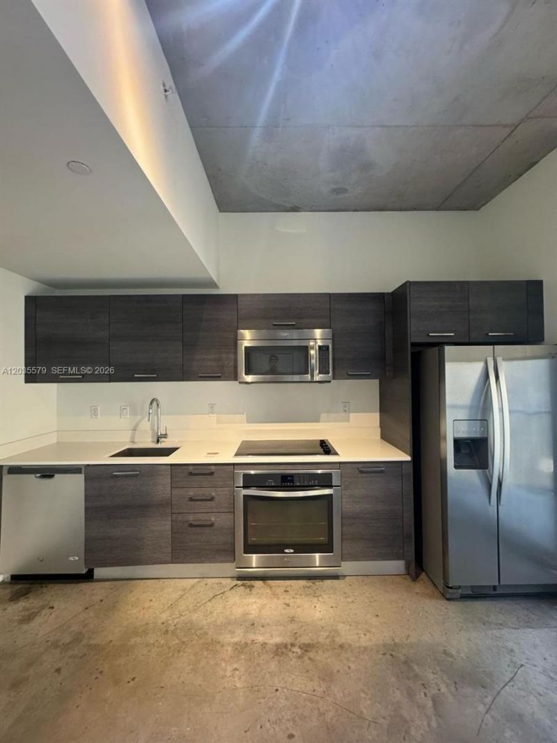 151 SE 1st St, Unit 408, Miami, FL 33131 Photo