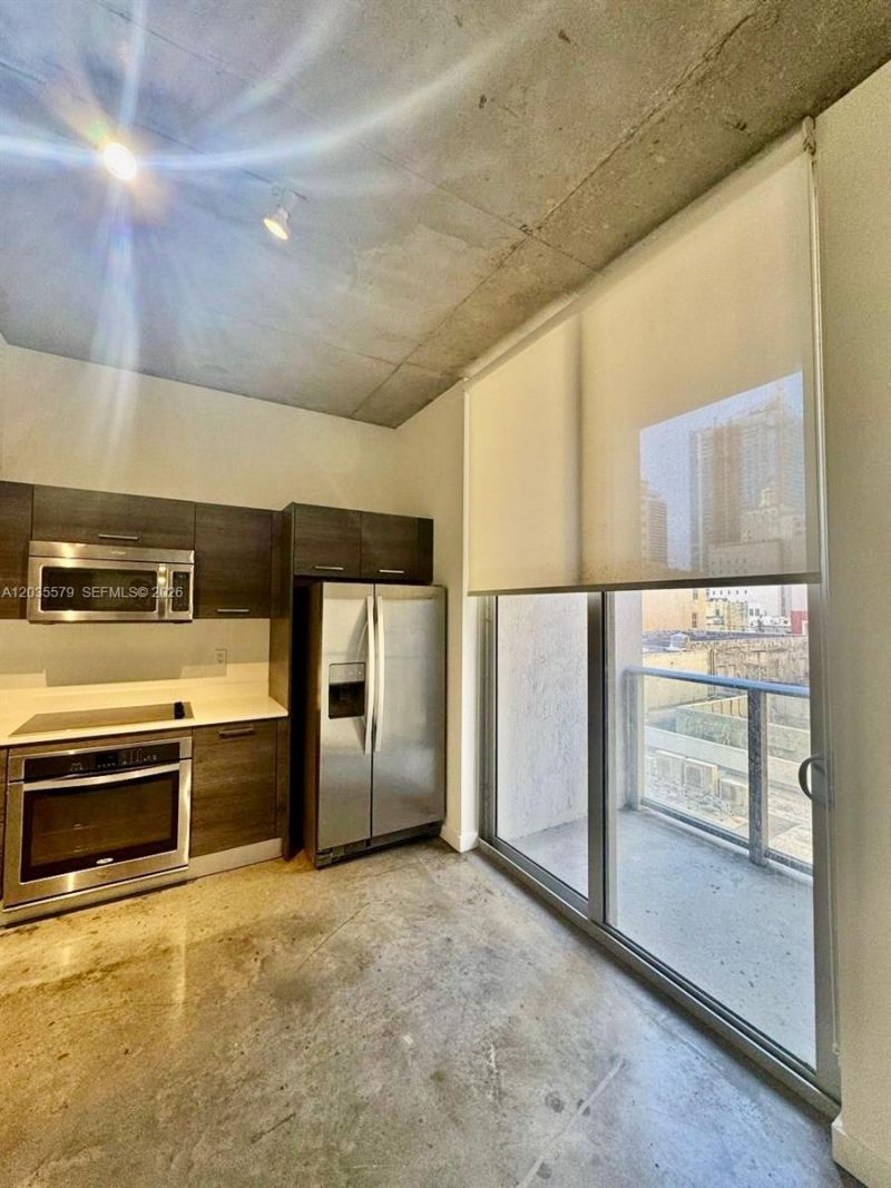 151 SE 1st St, Unit 408, Miami, FL 33131 Photo