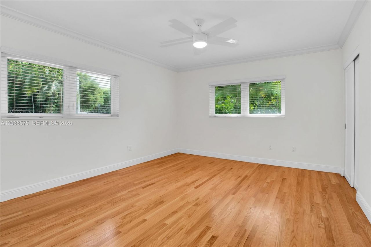 1100 S Alhambra Cir, Coral Gables, FL 33146 Photo