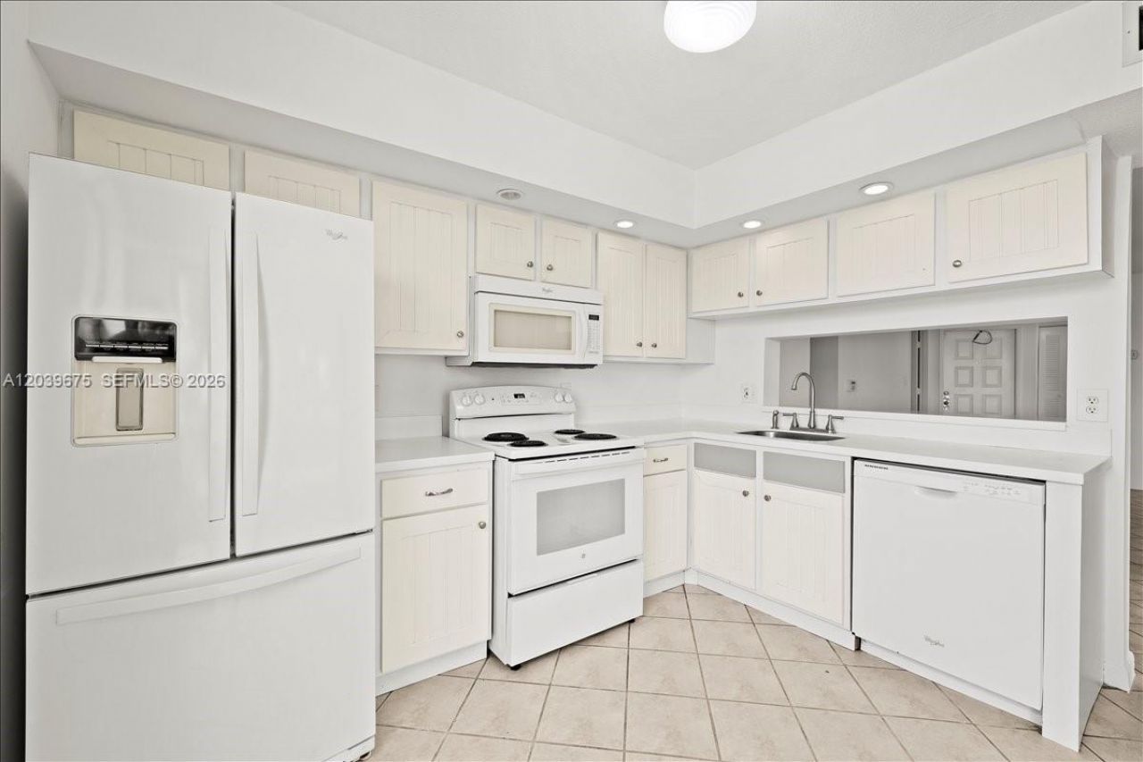 999 Hamilton Dr, Unit 999B, Homestead, FL 33034 Photo