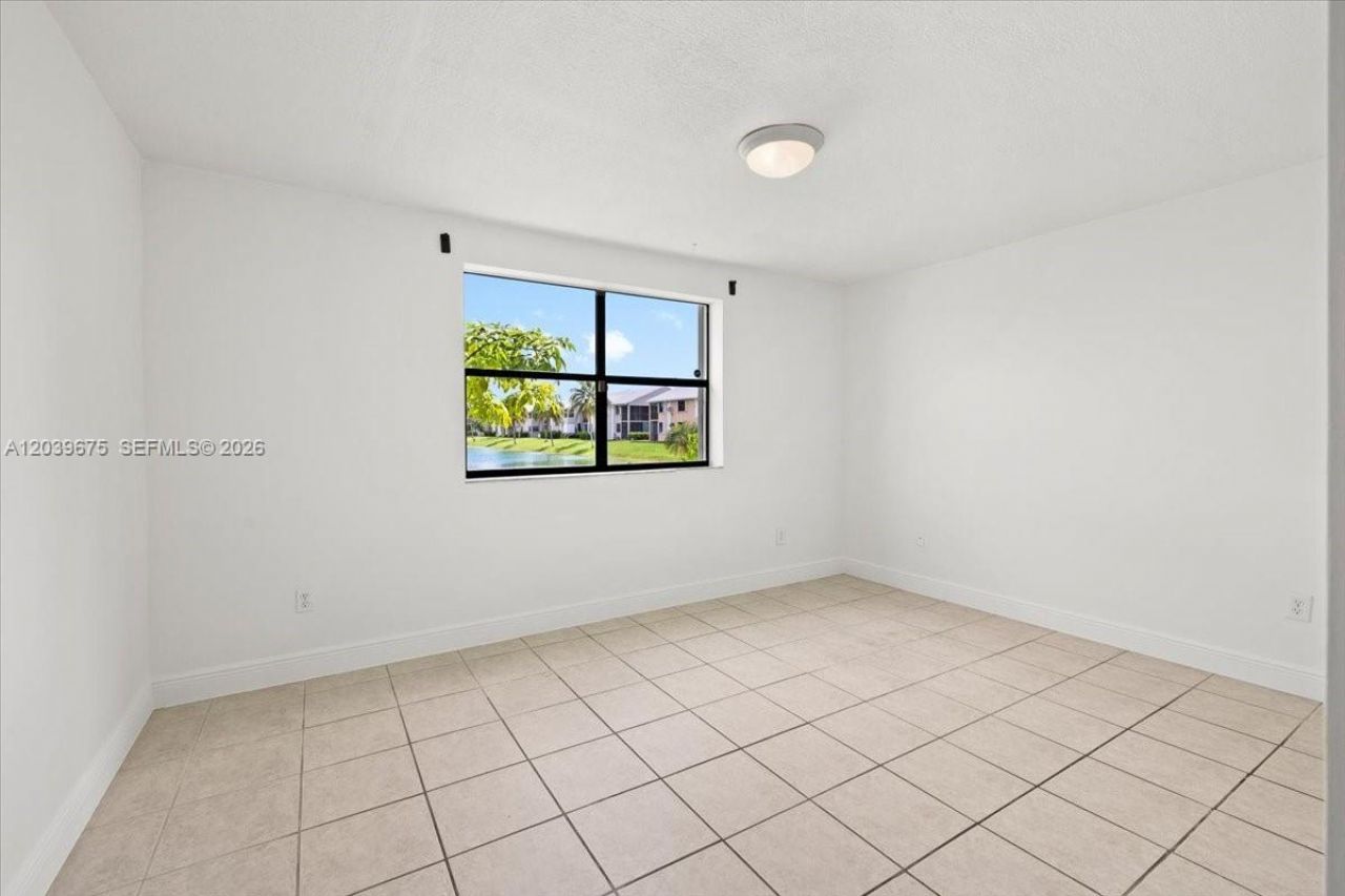 999 Hamilton Dr, Unit 999B, Homestead, FL 33034 Photo