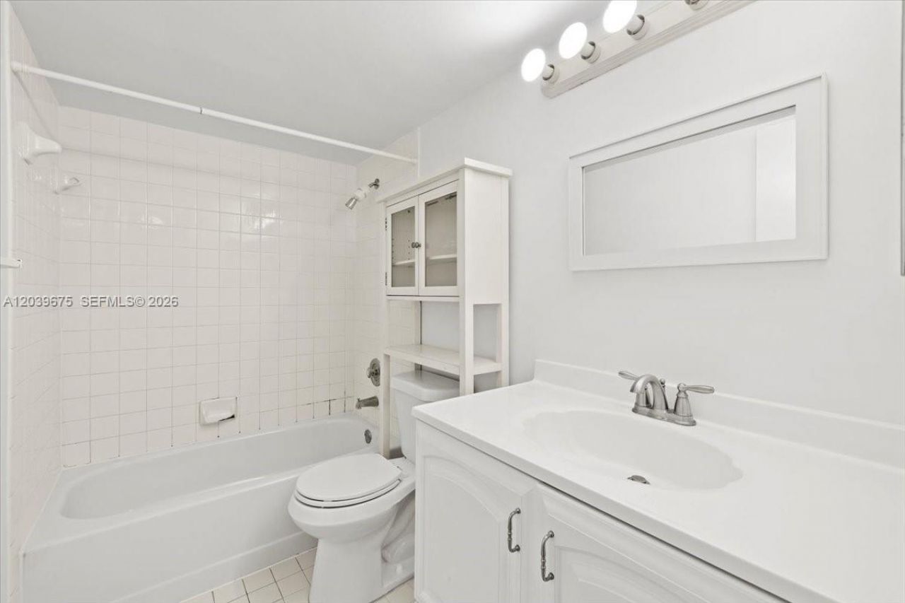 999 Hamilton Dr, Unit 999B, Homestead, FL 33034 Photo