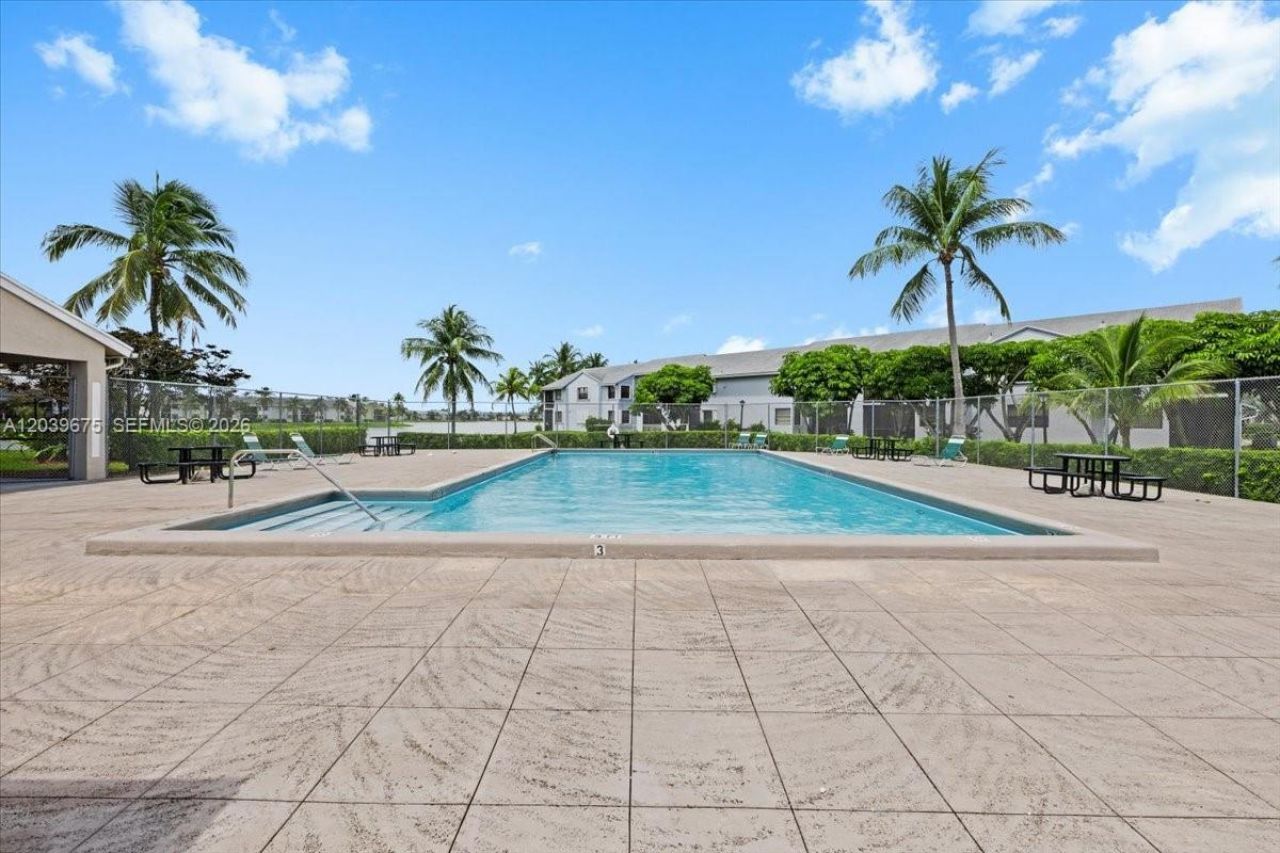 999 Hamilton Dr, Unit 999B, Homestead, FL 33034 Photo