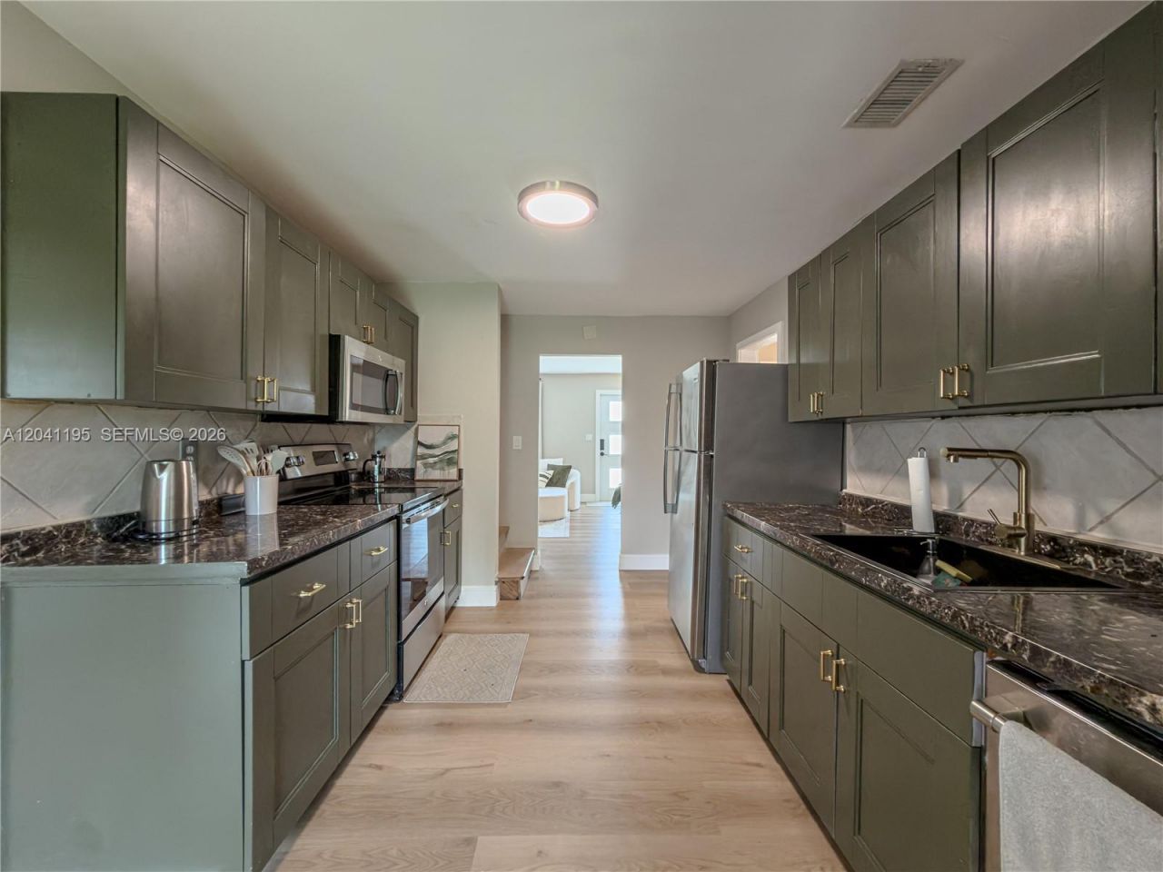 1813 SW 10th St , Unit 1813, Fort Lauderdale, FL 33312 Photo