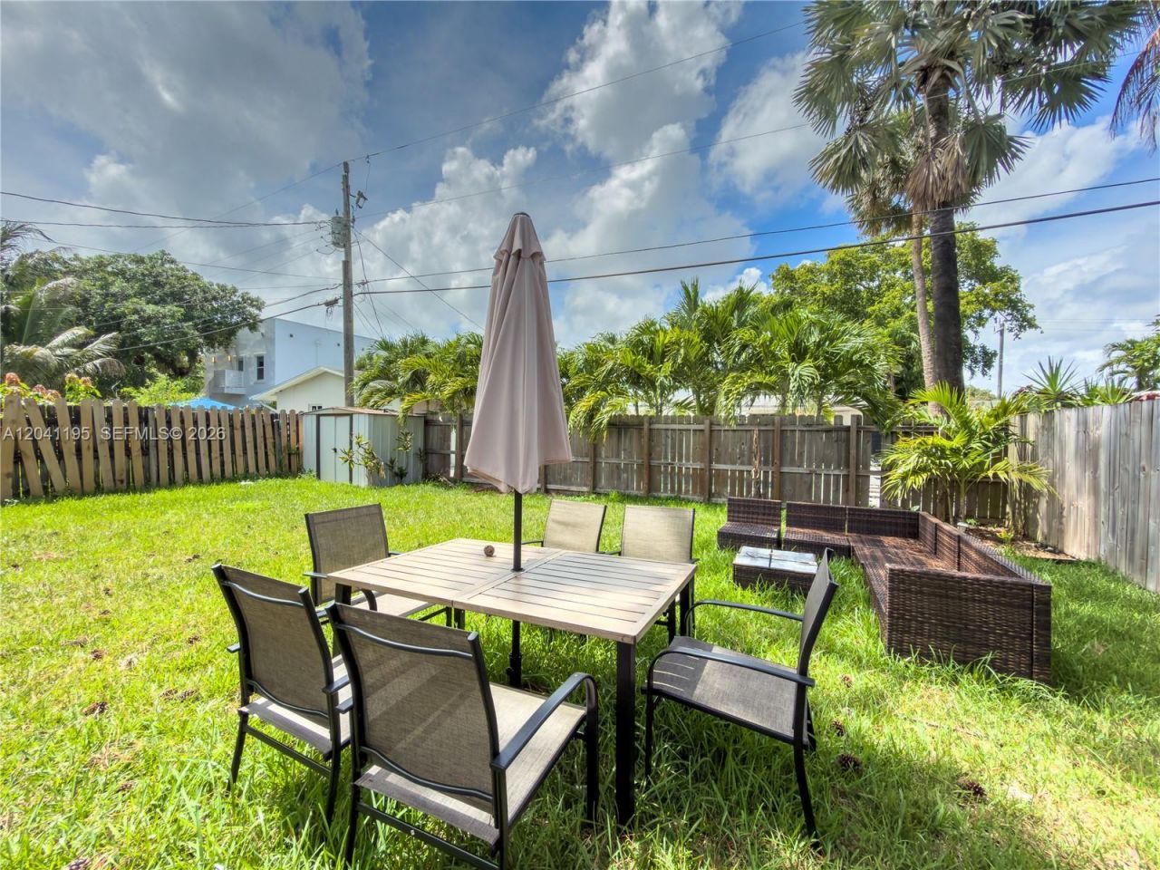 1813 SW 10th St , Unit 1813, Fort Lauderdale, FL 33312 Photo