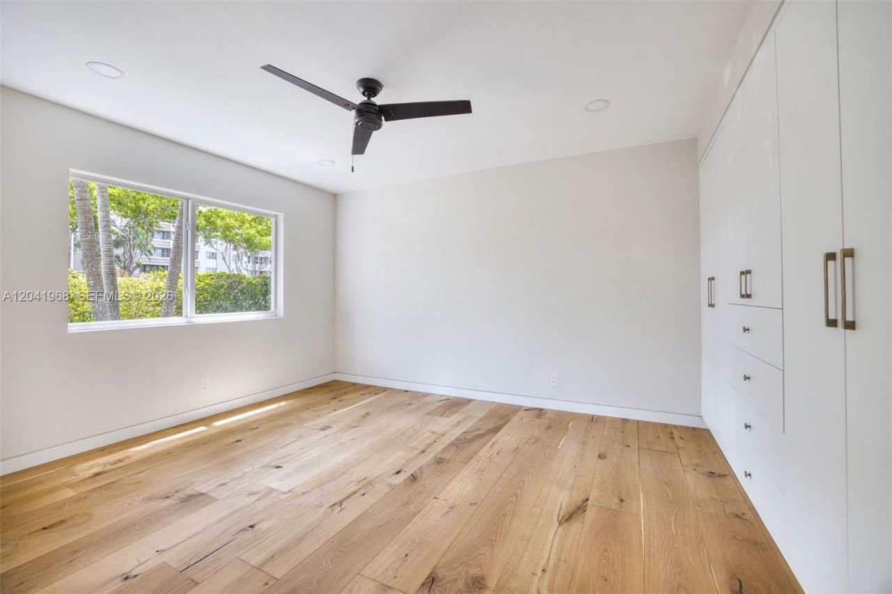 100 Edgewater Dr, Unit 142, Coral Gables, FL 33133 Photo