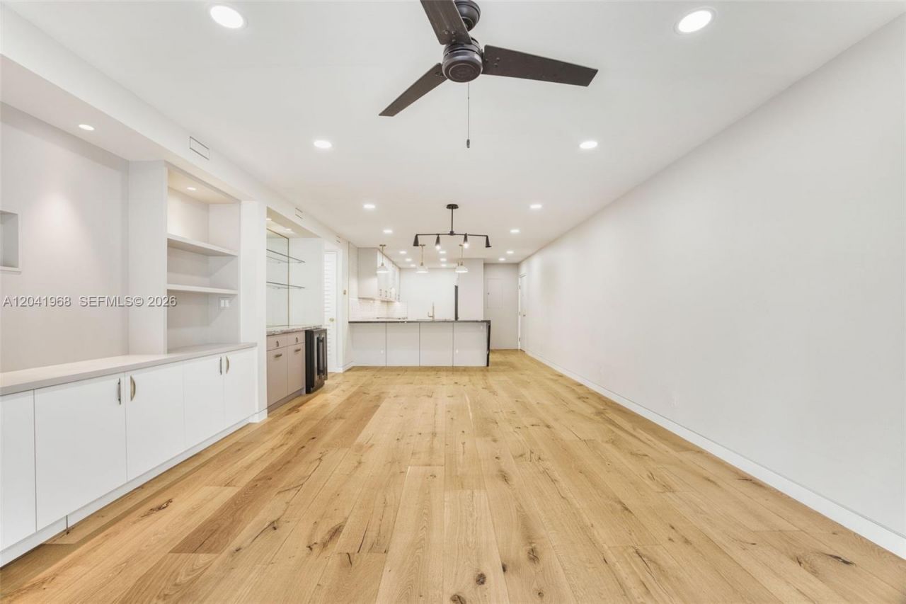 100 Edgewater Dr, Unit 142, Coral Gables, FL 33133 Photo