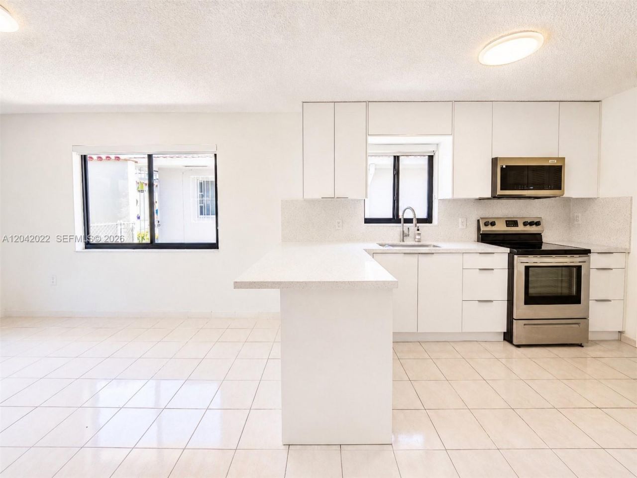 509 NW 57th Ct , Miami, FL 33126 Photo