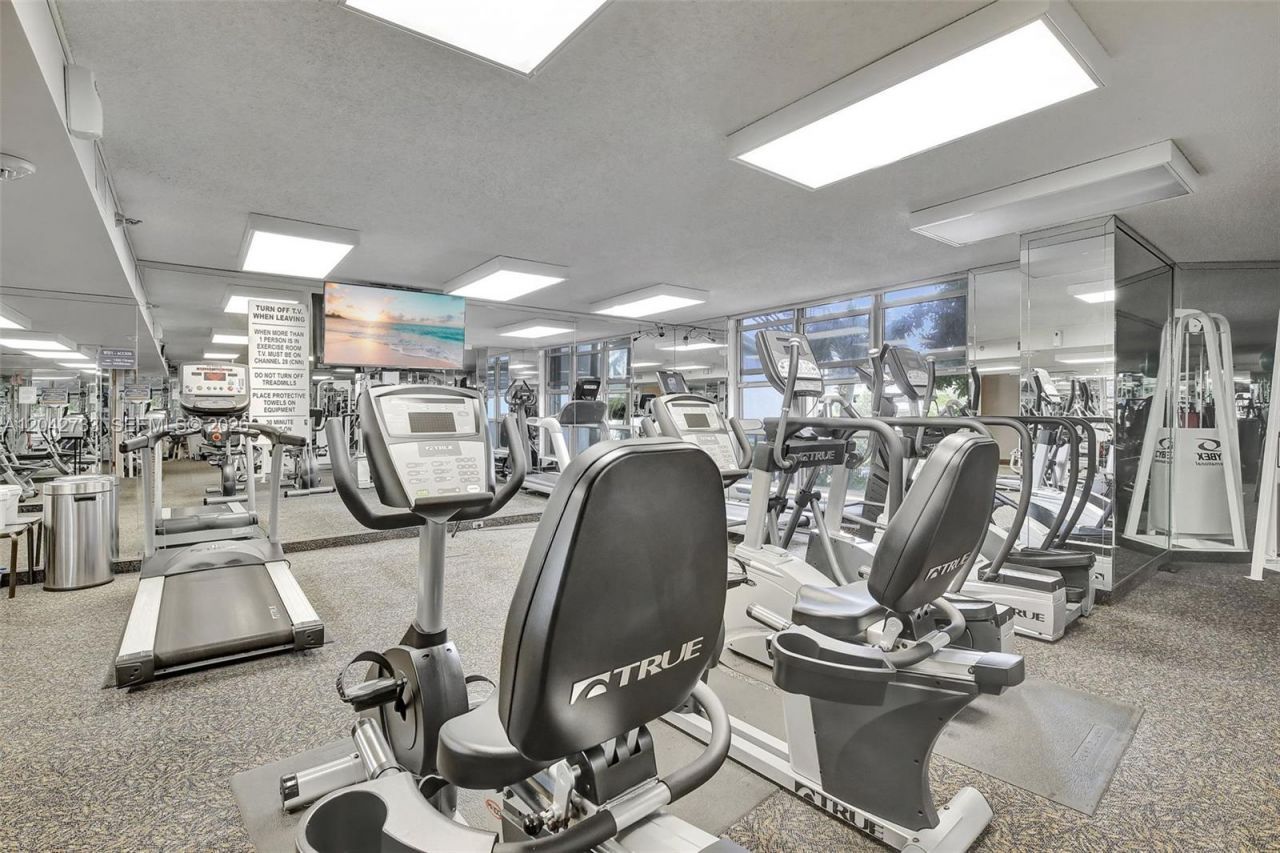 3500 Mystic Pointe Dr , Unit 1804, Aventura, FL 33180 Photo