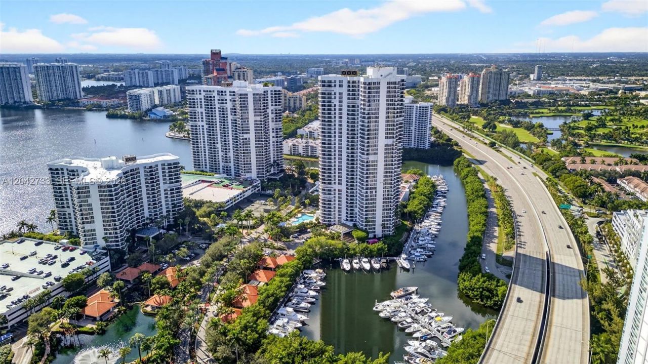 3500 Mystic Pointe Dr , Unit 1804, Aventura, FL 33180 Photo